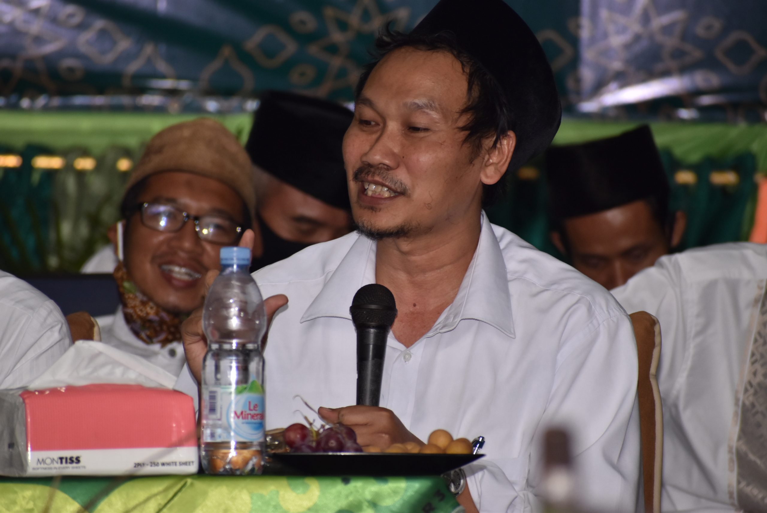 Jihad di Indonesia yakni Mempertahankan supaya Sholat itu Sesuatu yang Indah
